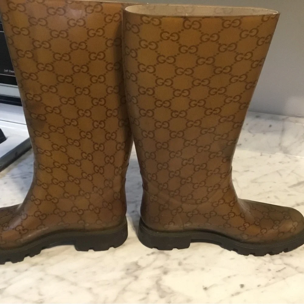 Authentic Gucci Brown Monogram Rain Boots for Women SZ 35